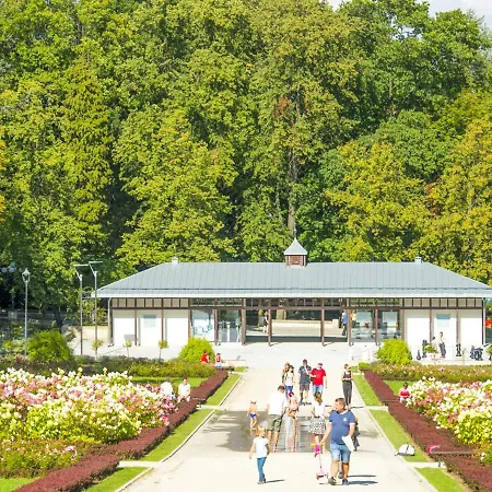 Apartmán Z Widokiem Na Park